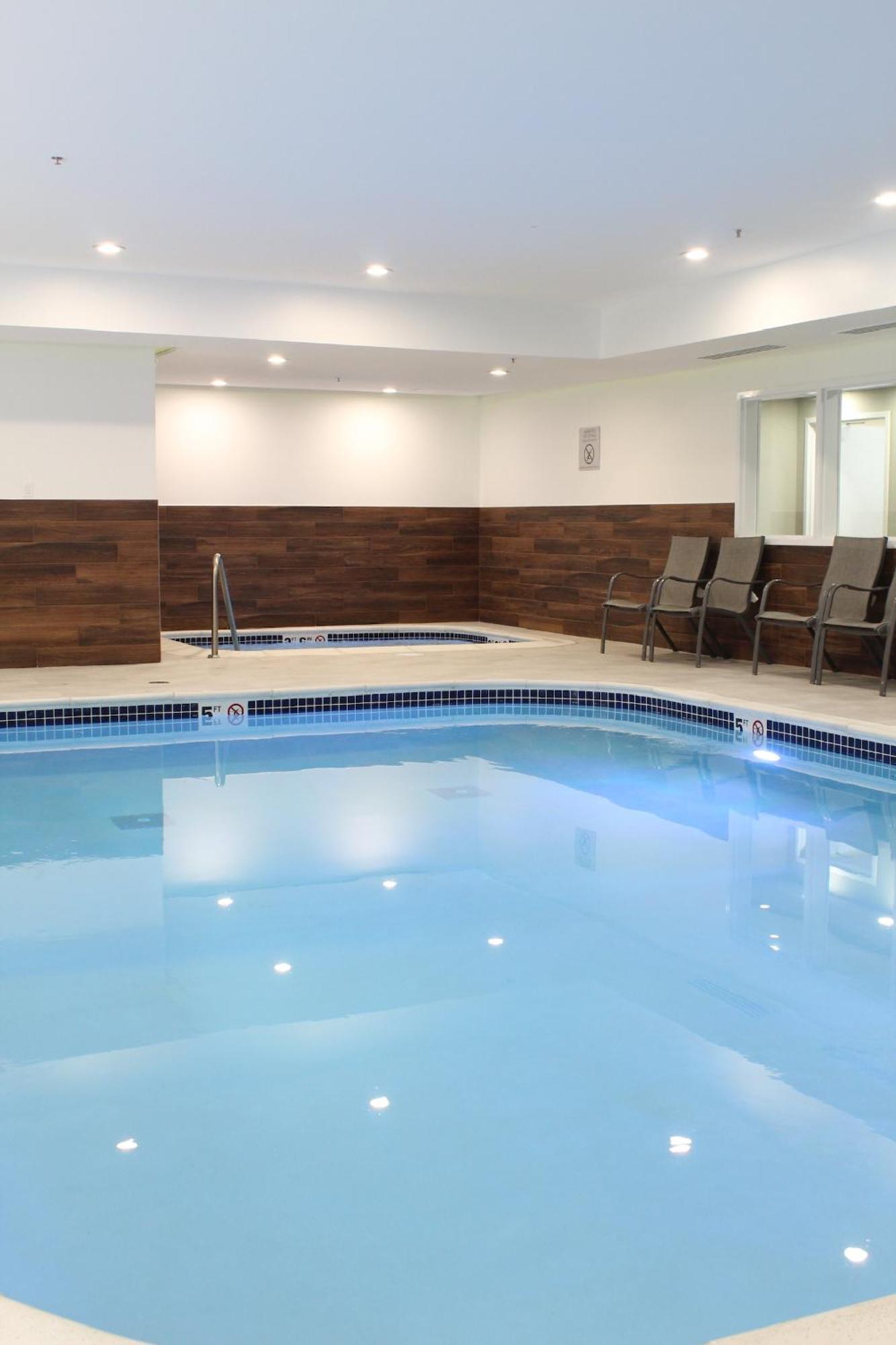 Fairfield Inn & Suites Detroit Farmington Hills Ngoại thất bức ảnh