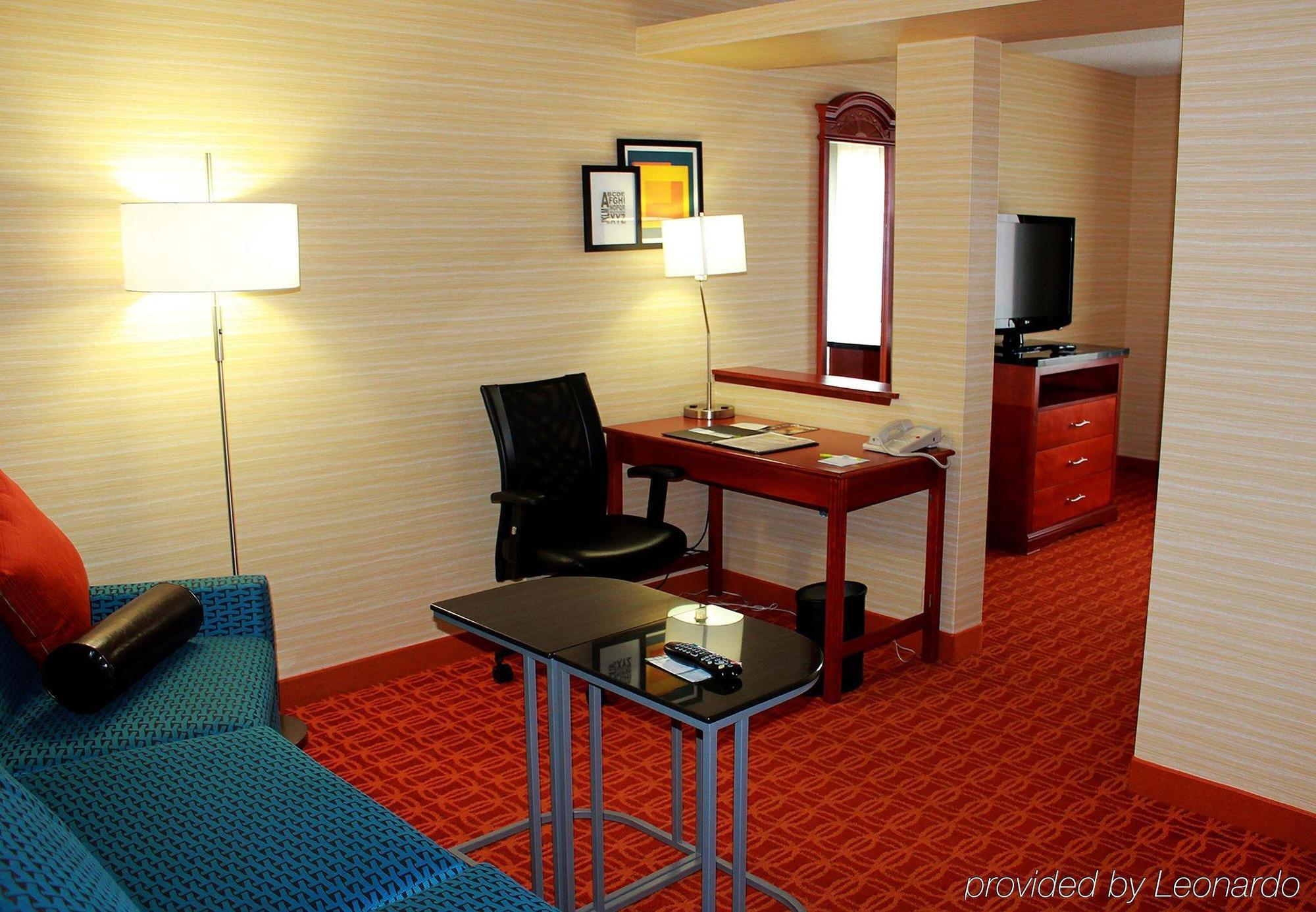 Fairfield Inn & Suites Detroit Farmington Hills Ngoại thất bức ảnh